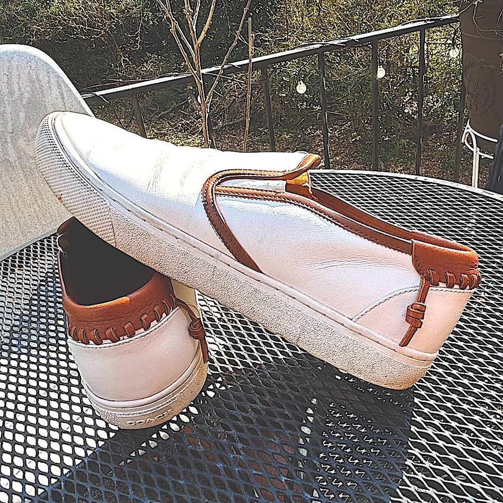 Coach Men’s Union Leather White,Brown Whip Stitched Detail At The Heel. Size 9.5 - Picture 11 of 14